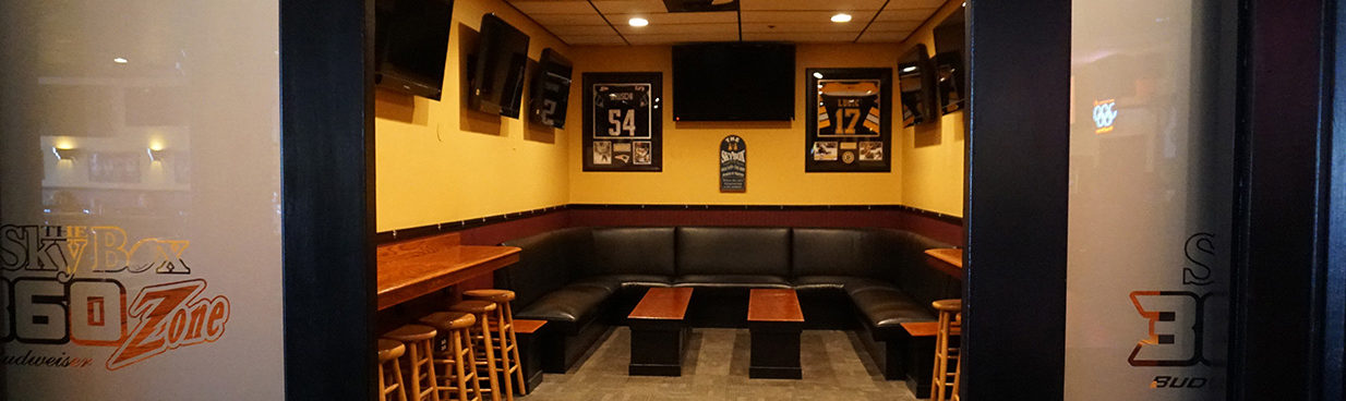 Private Skybox360 room with screens